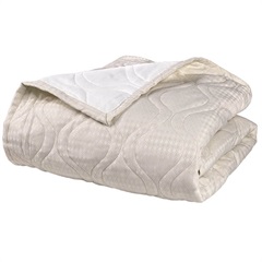 Castle Senior Living Bedspreads